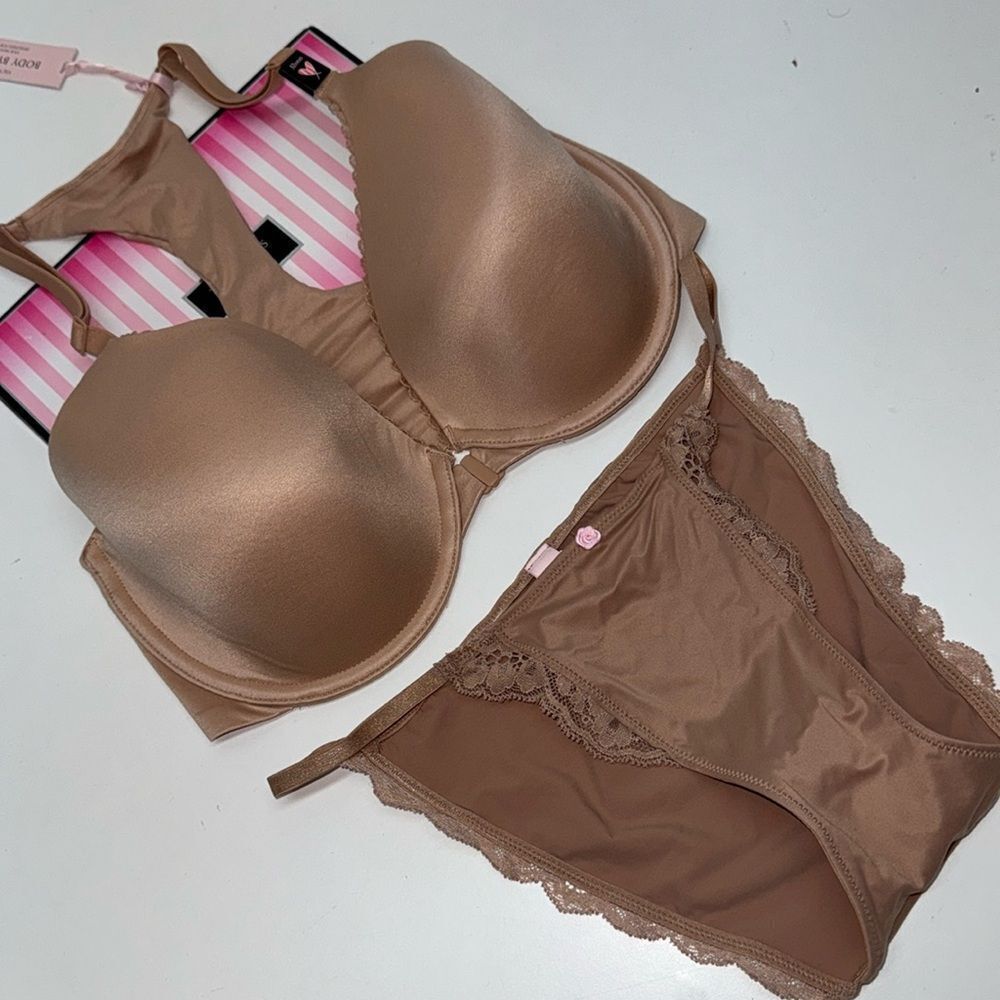 🔥VICTORIA'S SECRET set bra body by Victoria lined perfect coverage   32DDD/S new